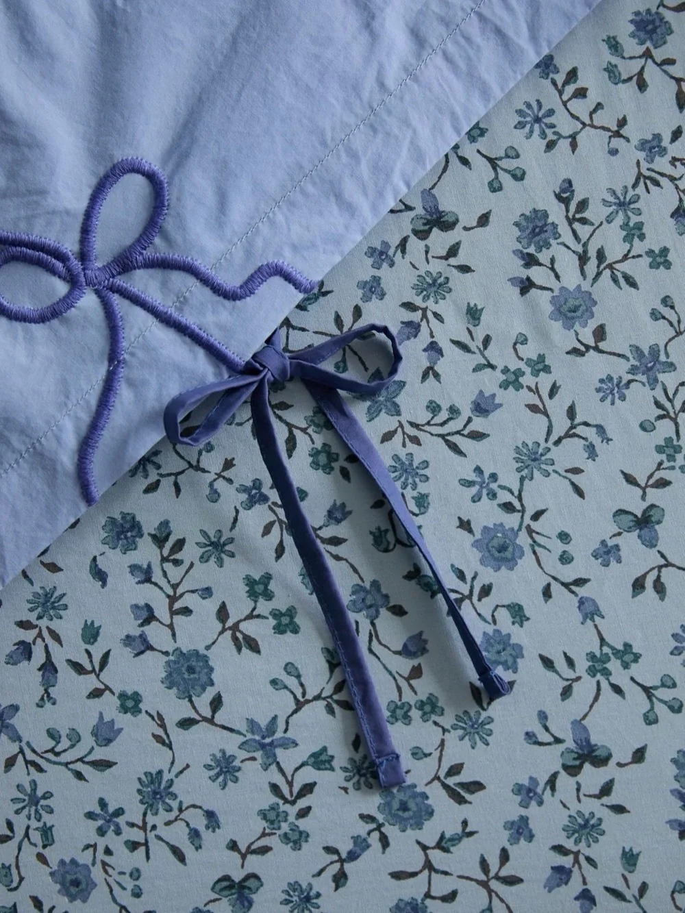Urban Outfitters | Lacey Bows Femme Embroidered Duvet Cover